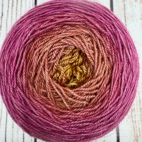 Sunrise camel silk gradient - 585 yards